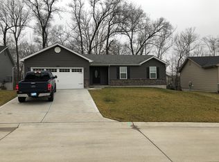 317 Touchdown Dr, Foristell, MO 63348