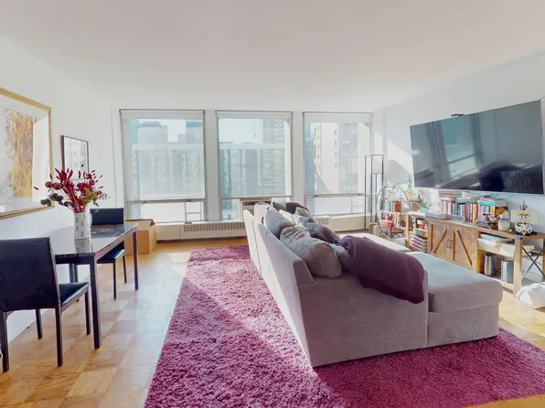 333 East 30th Street image 1 of 14