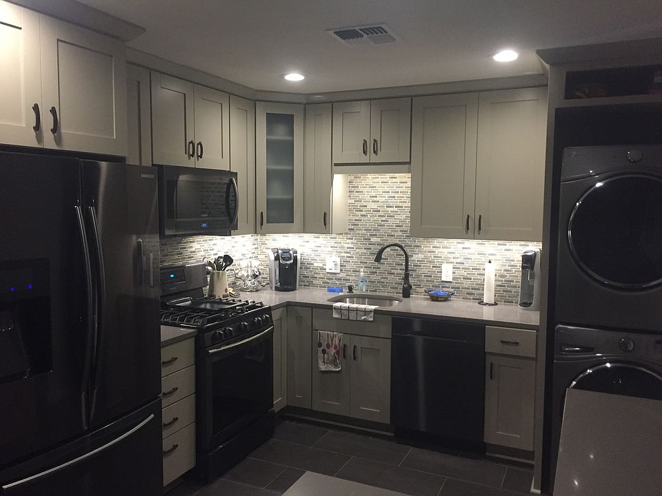 1st image of 1115 Plymouth Way