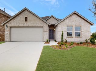900 Wilson Dr, Justin, TX 76247