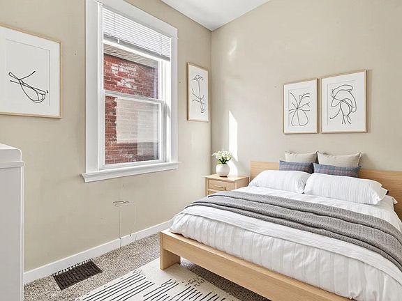 4th image of 1809 Russell St