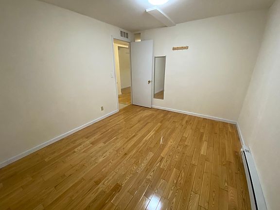 4th image of 21807 64th Ave APT 1