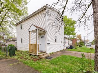 702-704 E Court Ave, Jeffersonville, IN 47130