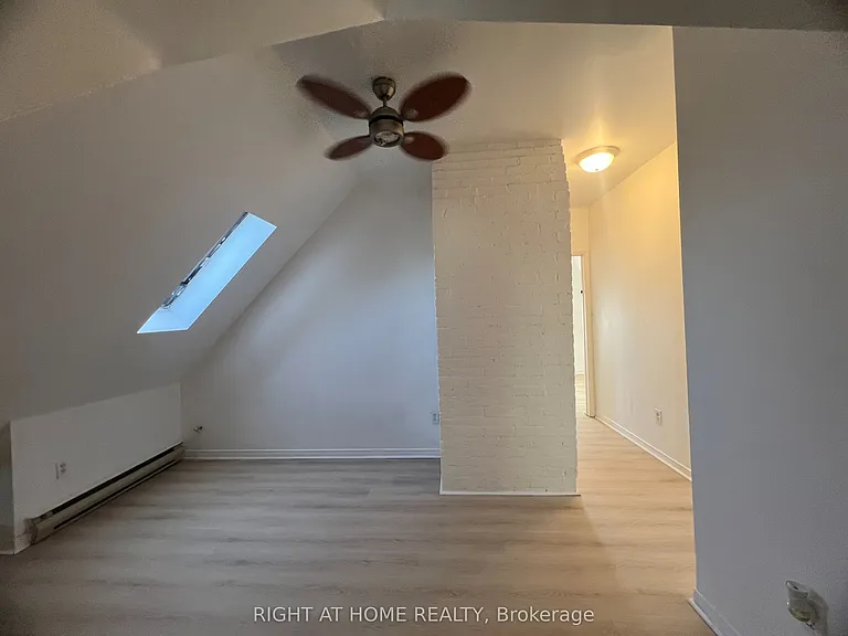 169 Bayfield St #3 — Photo 5
