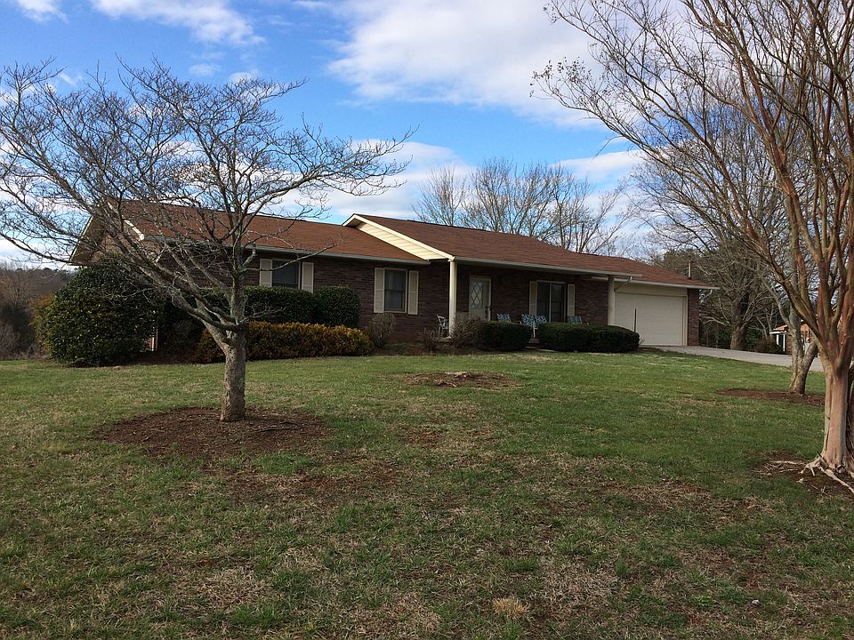 1st image of 510 Carpenter Dr