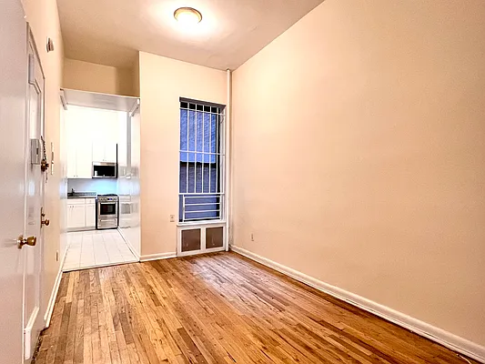 Rented by Compass | media 3