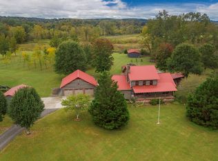 16 Homestead Dr, Summerville, GA 30747