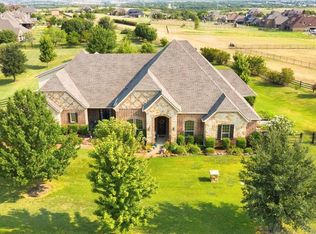 1215 Ruby Lea Ln, Fort Worth, TX 76179