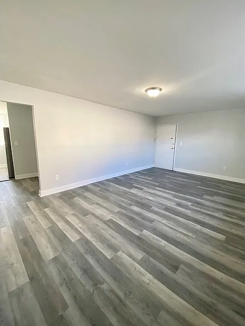 450 Walnut Street — Photo 4