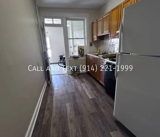 100 McLean Ave — Photo 4