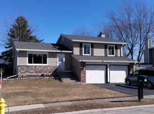 1689 Friedrich St, Glendale Heights, IL 60139