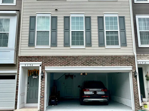 9194 Wyche Knoll Ln, Manassas, VA 20110