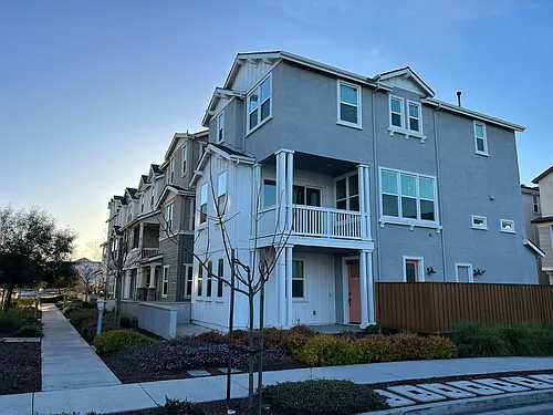 37435 Bay Crest Rd Photo 1