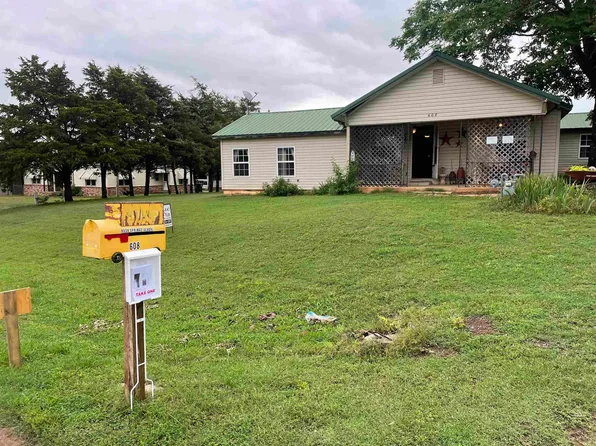 608 S Rush Ave, Rush Springs, OK 73082