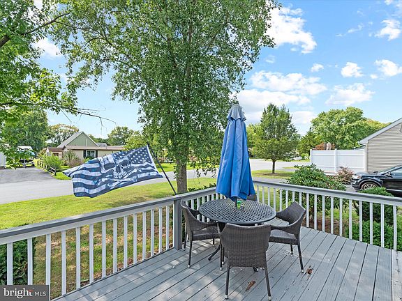 4th image of 27848 Oak Meadow Dr