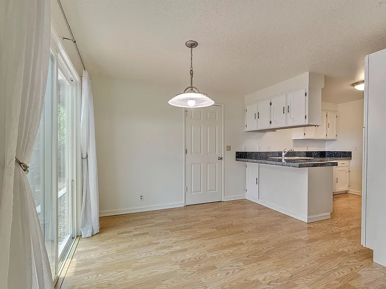 529 Ballad Way — Photo 10