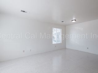1718 Inyo St, Delano, CA 93215