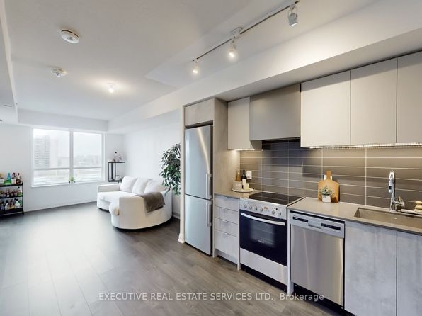 10 Gibbs Rd #624, Toronto, ON M9B 6L6