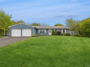7 Austin Street, Bellport, NY 11713