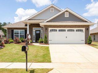 6214 Eagle Point Cir SE, Owens Cross Roads, AL 35763