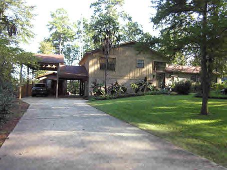 1st image of 102 Bucktail Dr