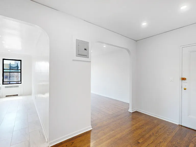30-06 29th St #6F — Photo 11
