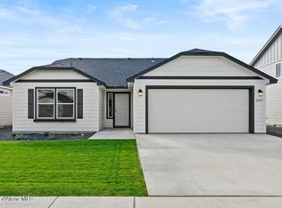 13833 N Apex Way, Hayden, ID 83835