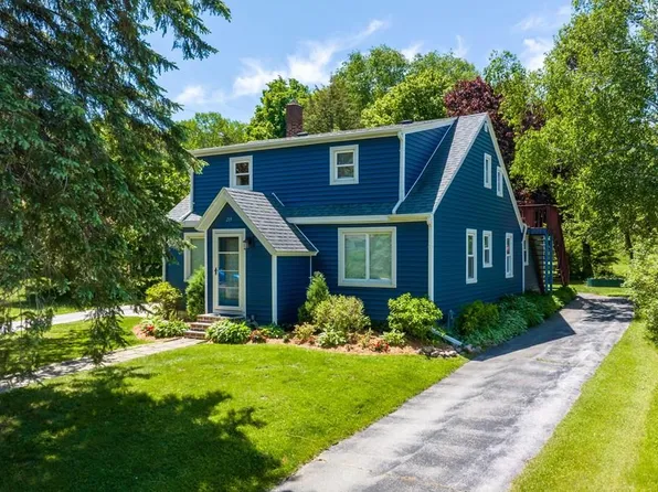 219 S Hudson Ave, Sturgeon Bay, WI 54235