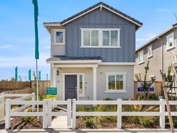 7009 Santa Venetia Pl, Roseville, CA 95747