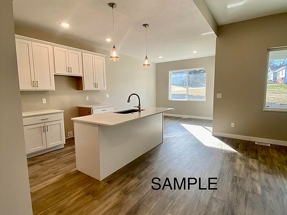 5th image of 3410 Lafayette Dr