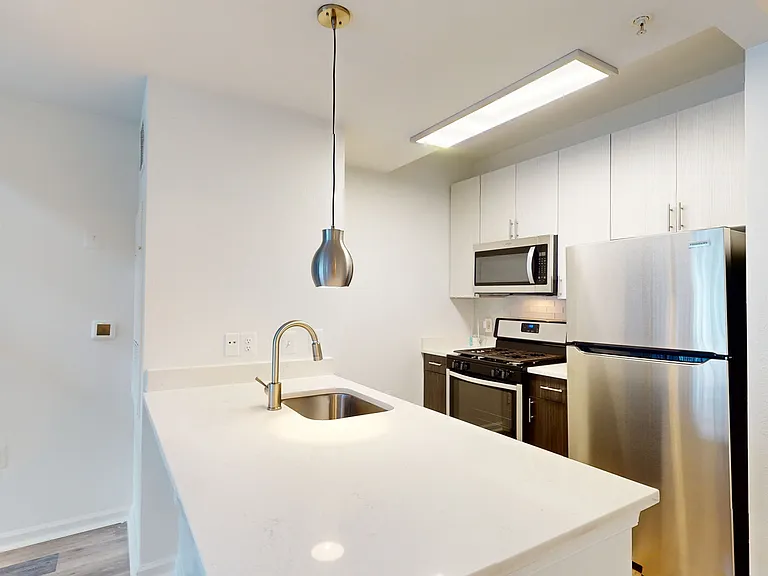 Sullivan Place — Photo 90