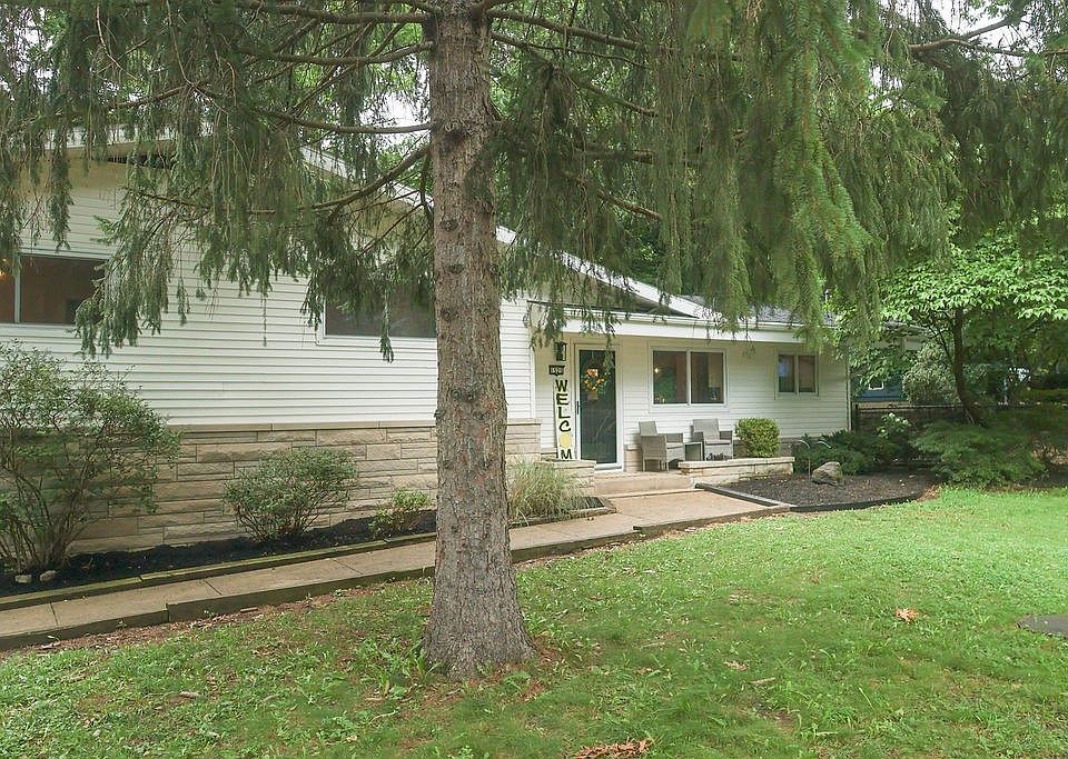 1st image of 1525 Myrtle Dr