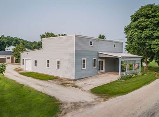 3135 Man Cal Rd, Greenleaf, WI 54126