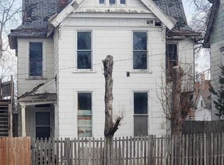 328 SW Van Buren St, Topeka, KS 66603