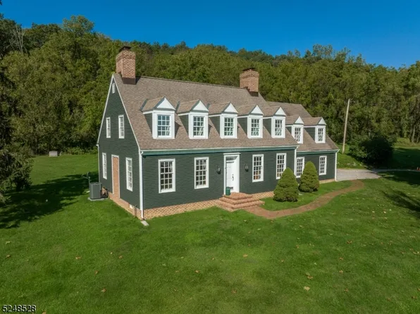 264 Bloomsbury Road, Franklin Twp., NJ 08802