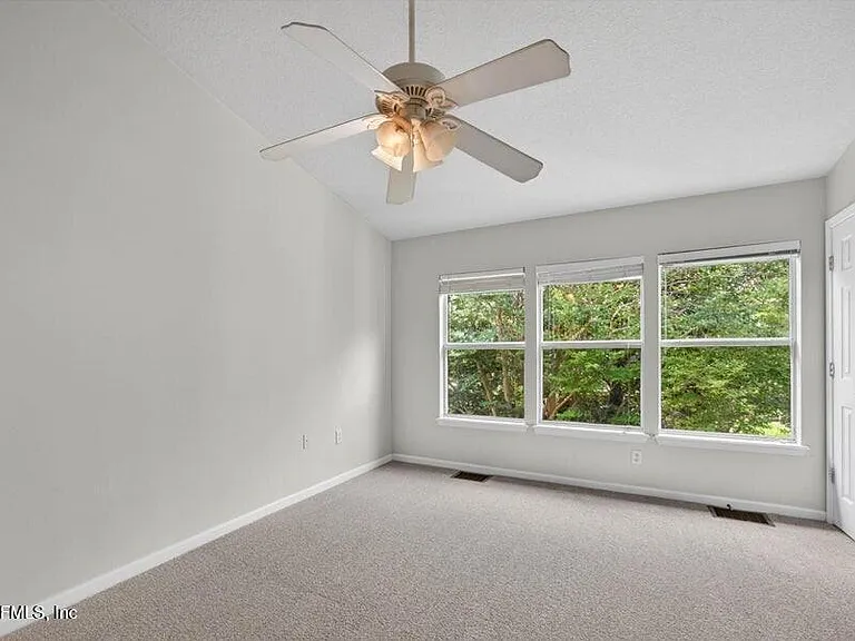 8098 Summer Palm Ct — Photo 5