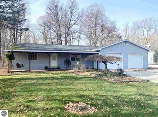 10376 Hardwood Trl, Perrinton, MI 48871
