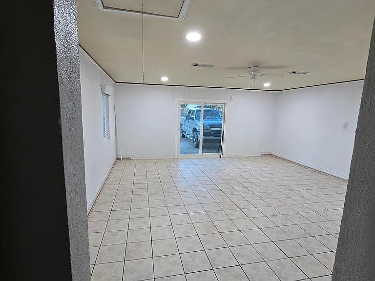 4732 Harvard Ave — Photo 15