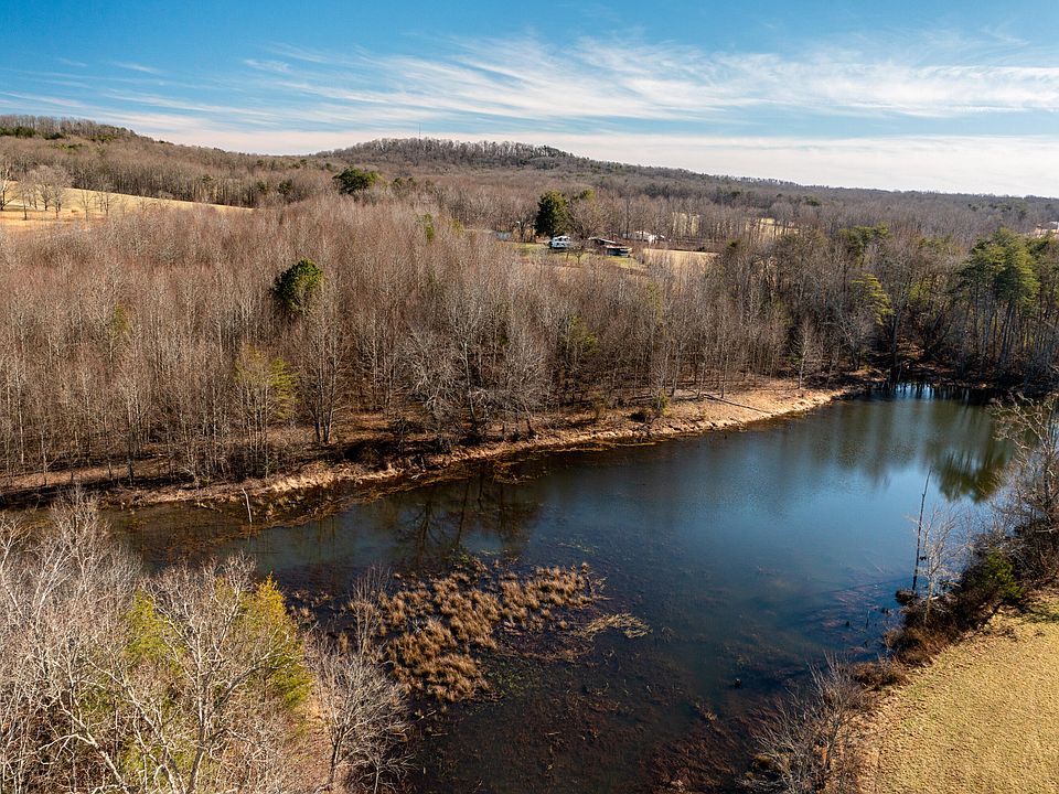 1st image of 805 Joe Groves Rd