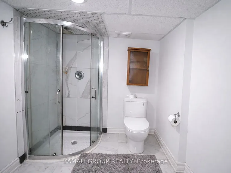 46 Centre St E #BASEMENT — Photo 10