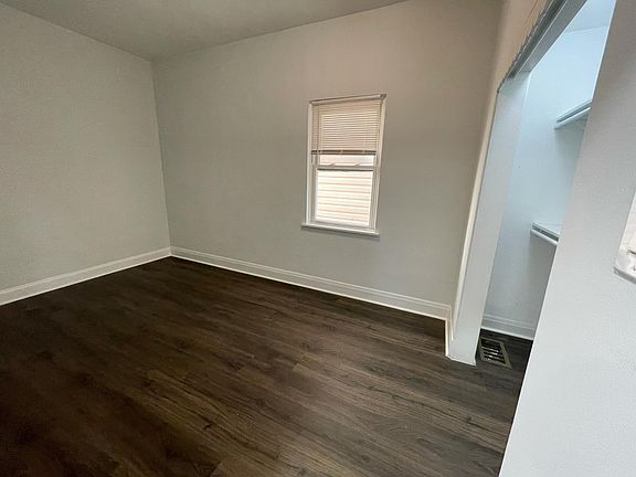 5th image of 3138 N Saint Louis Ave #2