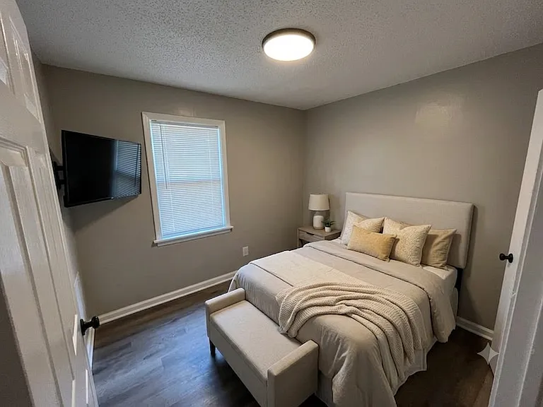 4502 Donnie Ave — Photo 8