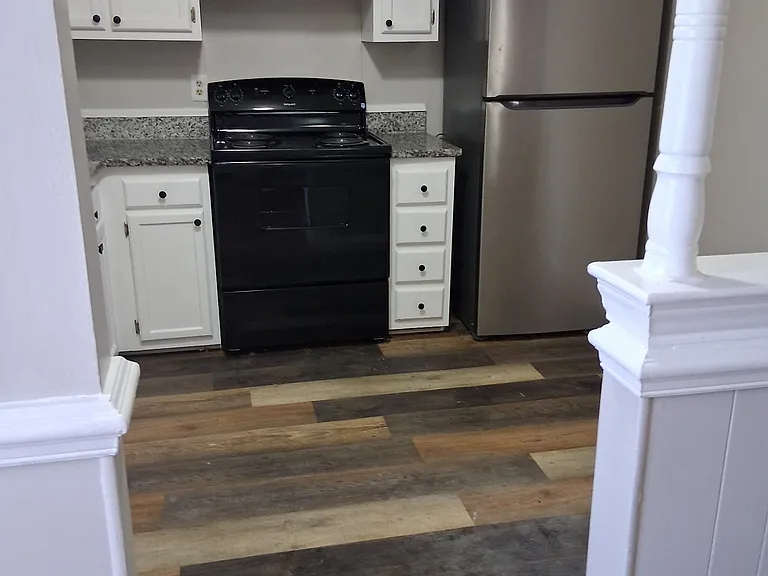 136 Butternut Ct — Photo 10