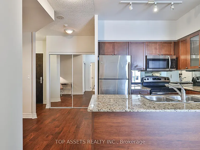 761 Bay St #3102 — Photo 12
