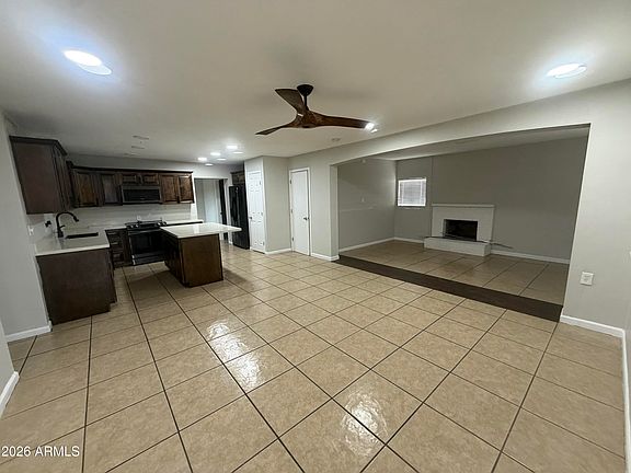 5th image of 2512 N 47TH Drive