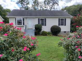 728 Normandy St NE, Roanoke, VA 24012
