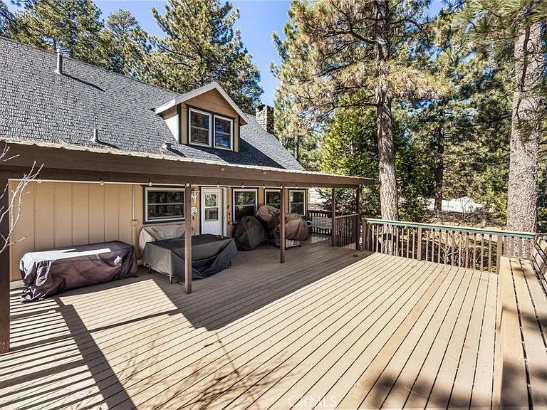547 Chipmunk Ln — Photo 19