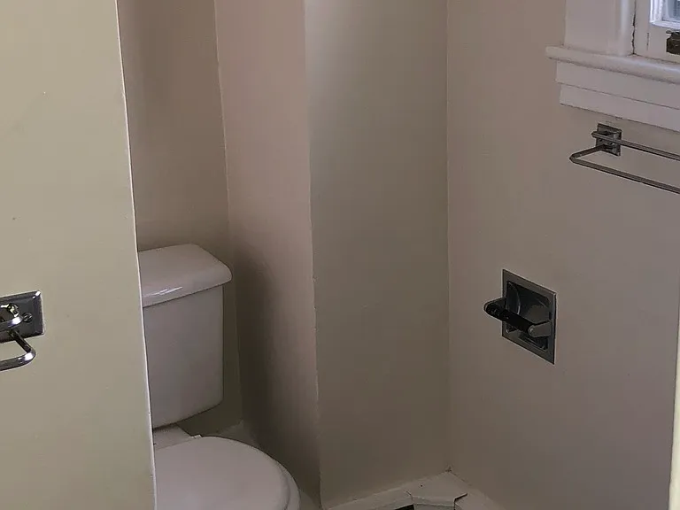 483 State St #7 — Photo 11