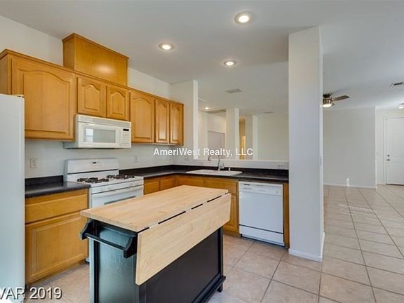 5th image of 4925 Apache Valley Ave