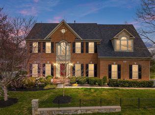 25650 Elk Lick Rd, Chantilly, VA 20152